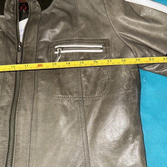 Danier Leather Jacket - Picture 8 of 13